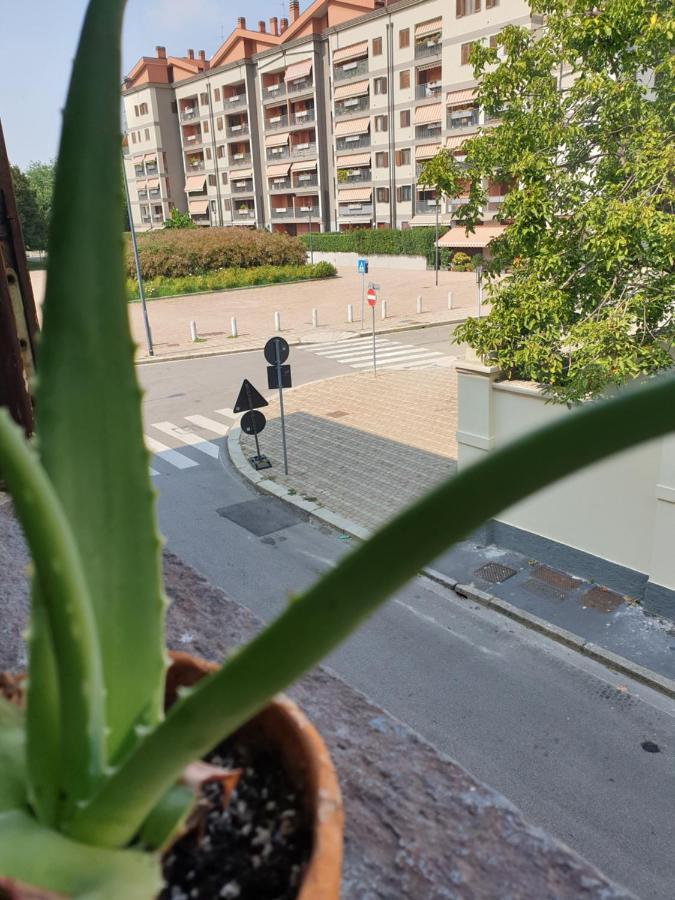 Relax Apartment Милано Екстериор снимка