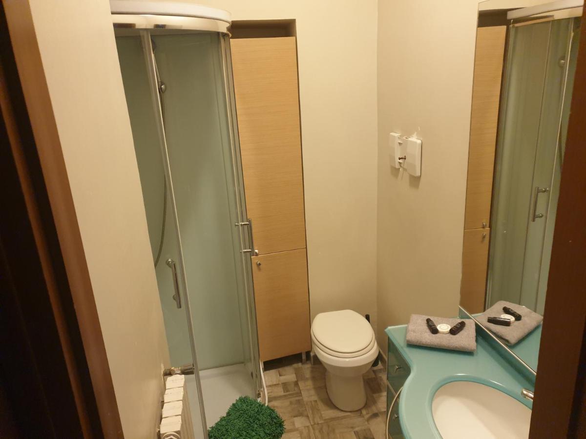 Relax Apartment Милано Екстериор снимка